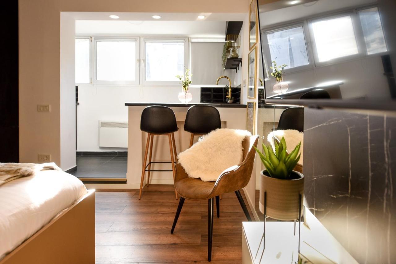 Calea Victoriei Modern Studio - Escape In The City Center Бухарест Екстер'єр фото