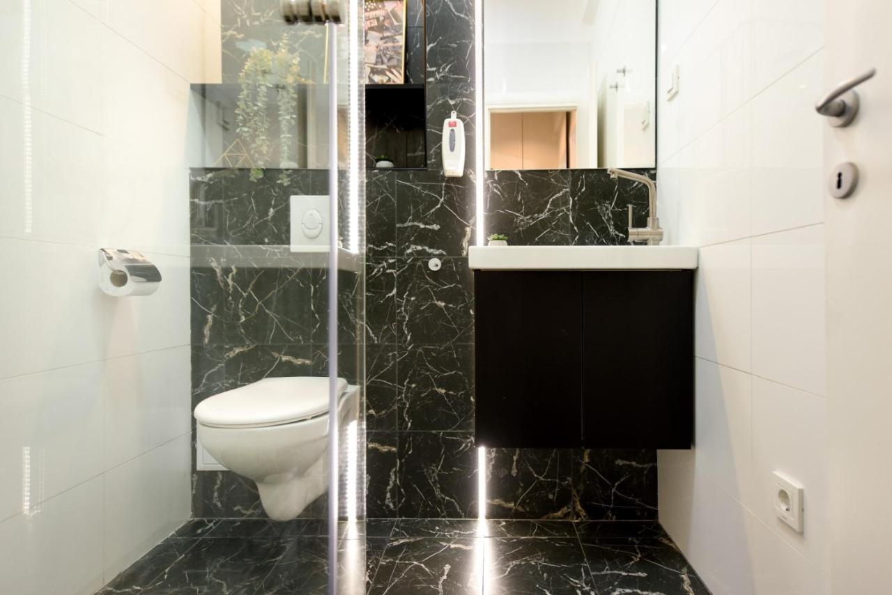 Calea Victoriei Modern Studio - Escape In The City Center Бухарест Екстер'єр фото