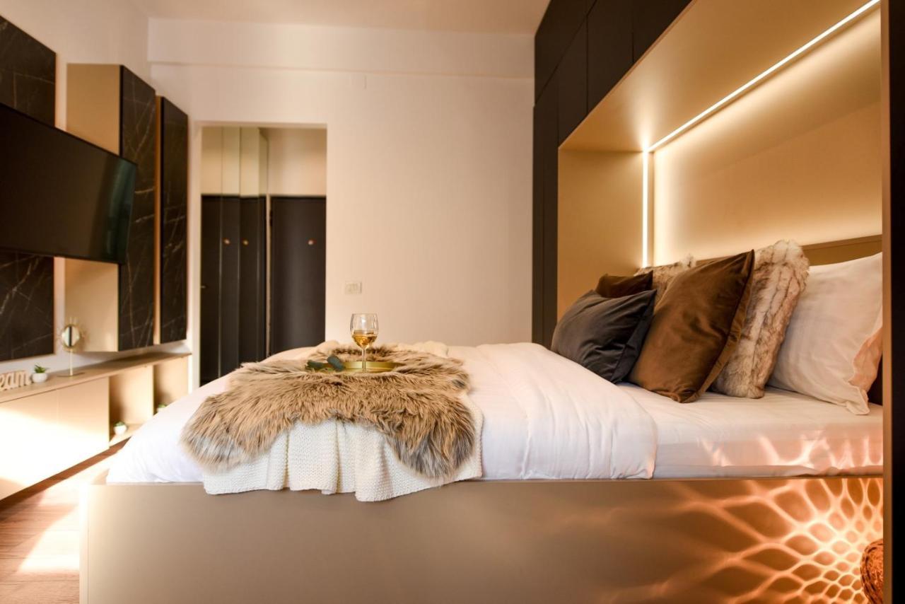 Calea Victoriei Modern Studio - Escape In The City Center Бухарест Екстер'єр фото